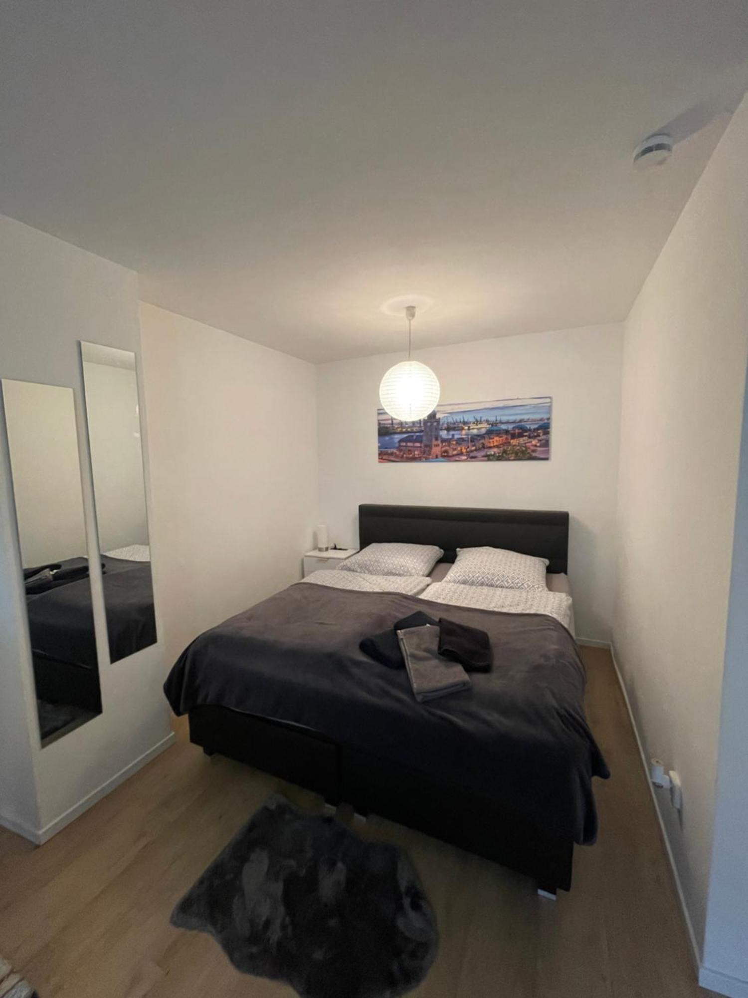 Gemuetliche, Moderne Wohnung Fuer 2-4 Personen 汉堡 外观 照片